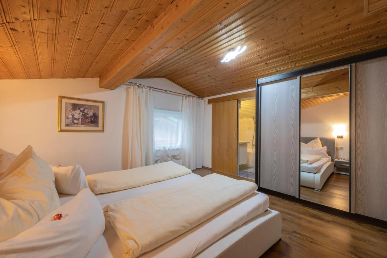 Pension Steinadler Neustift im Stubaital Exteriör bild